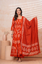Women Rust orange Printed Kurta Set with printed Dupatta