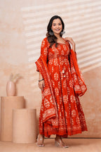 Women Rust orange Printed Kurta Set with printed Dupatta