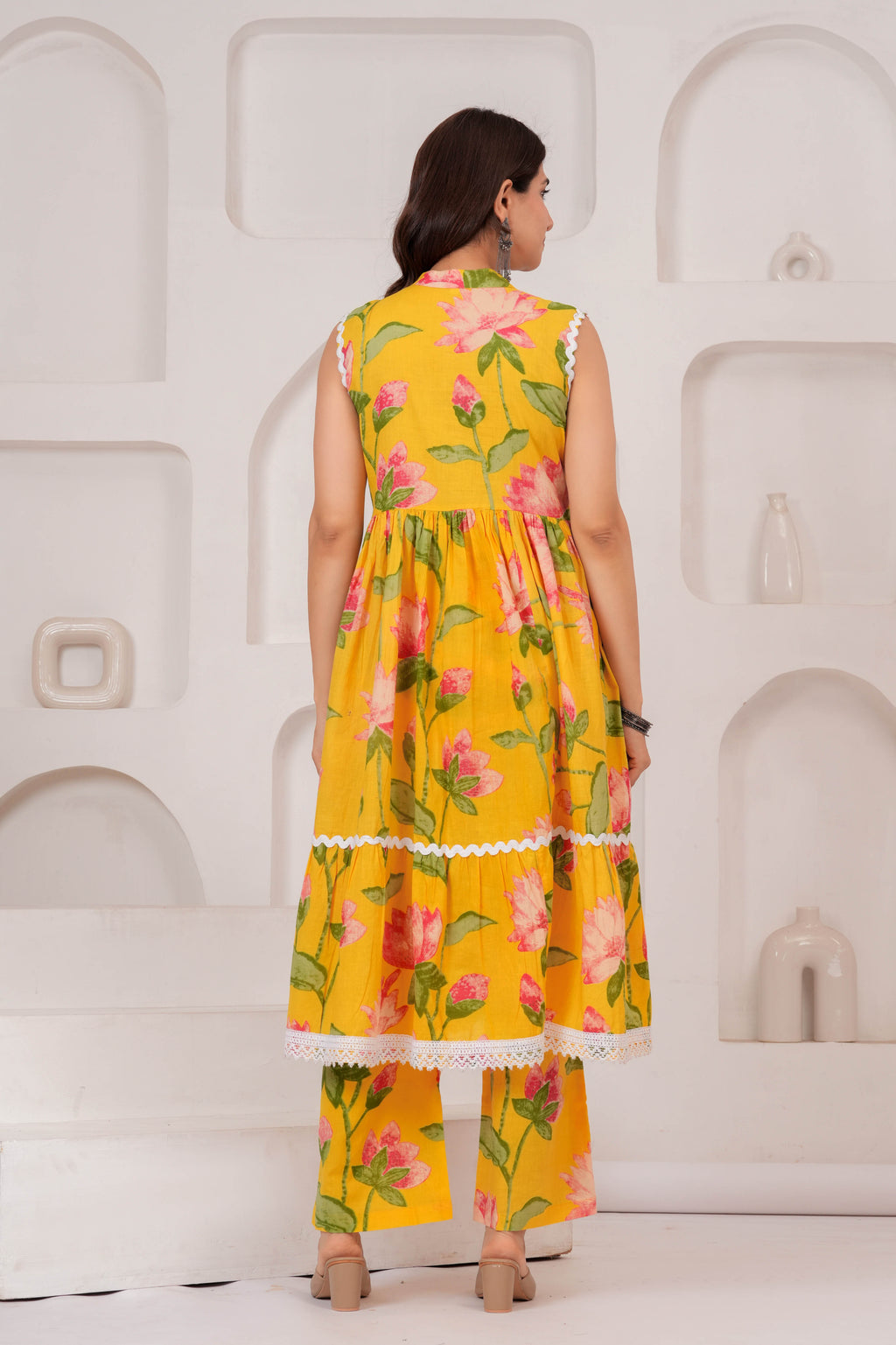 Elegant Yellow Lotus Print Kurti & Pant Set