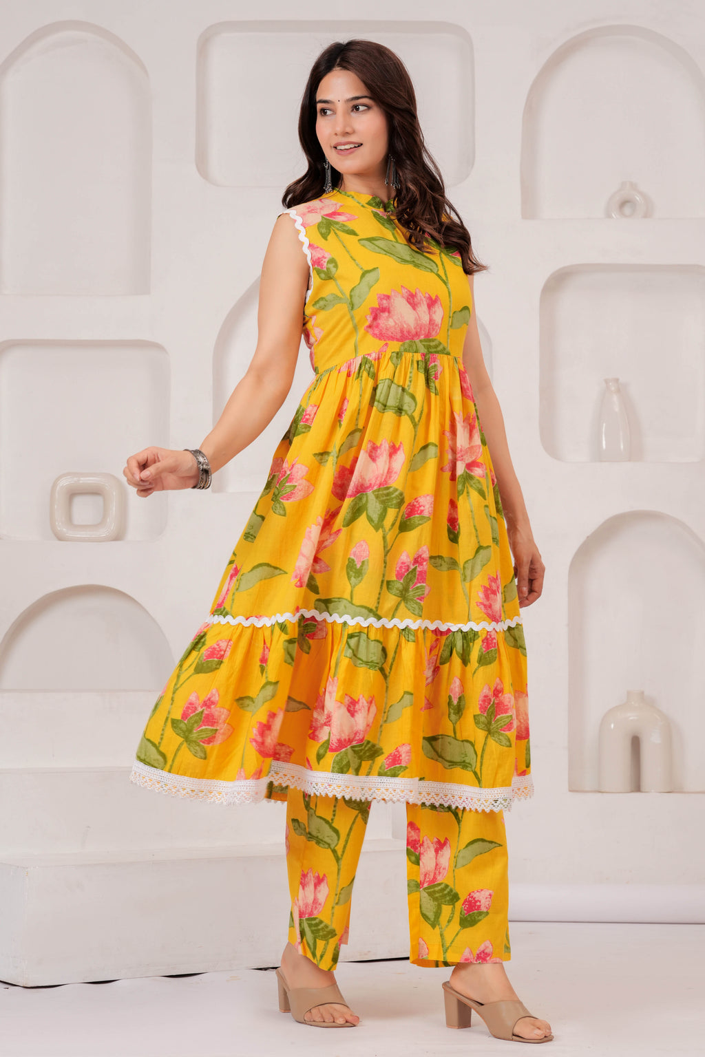 Elegant Yellow Lotus Print Kurti & Pant Set