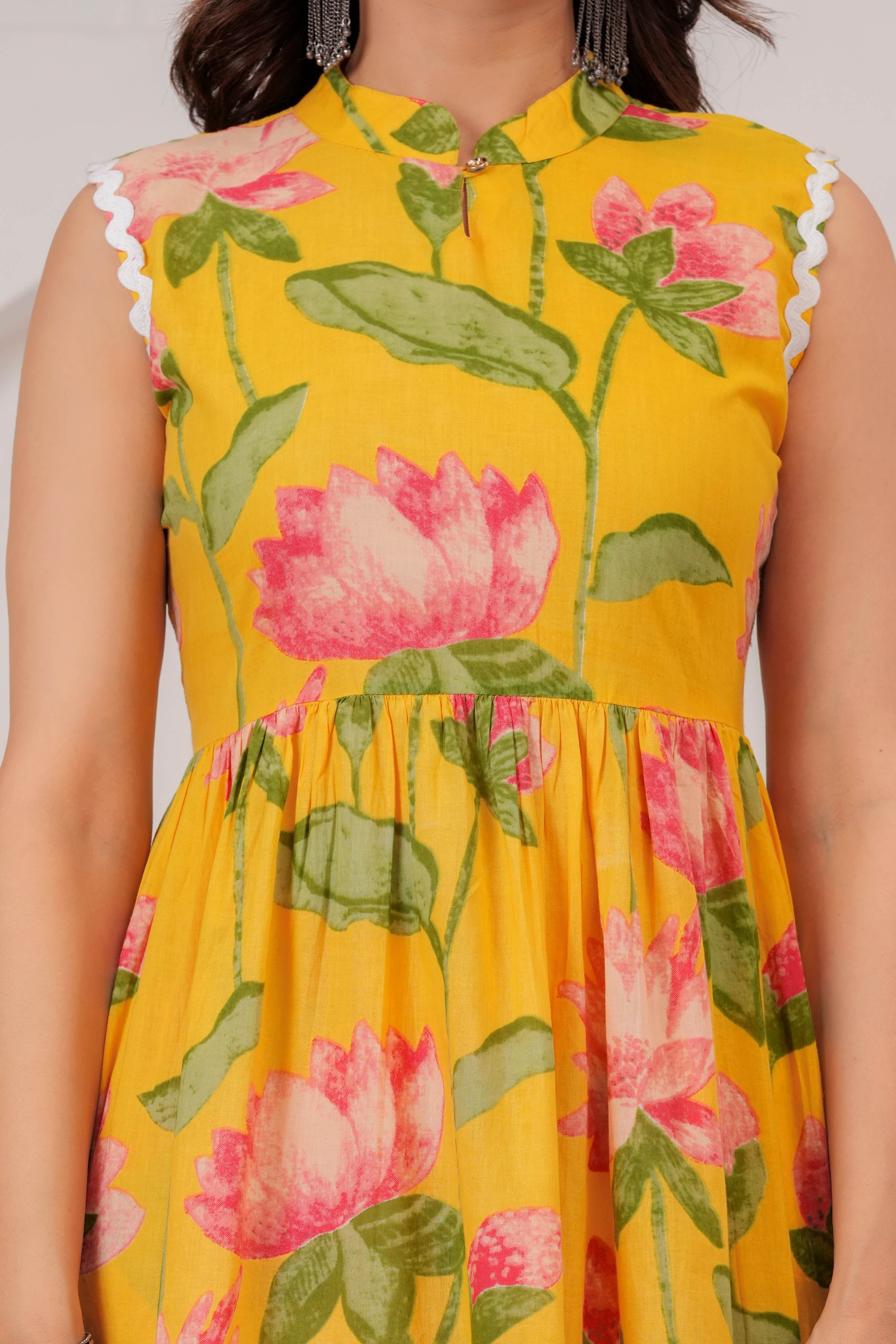 Elegant Yellow Lotus Print Kurti & Pant Set