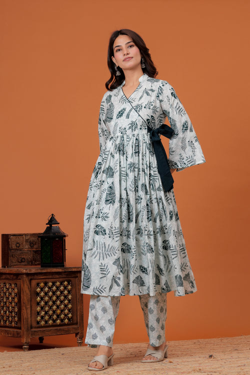 Elegant Grey Printed Cotton Kurti Pant Set with Flared Silhouette