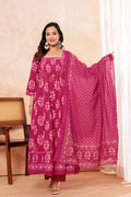 Women pink Printed Kurta Set with printed Dupatta