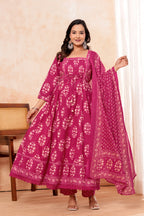 Women pink Printed Kurta Set with printed Dupatta