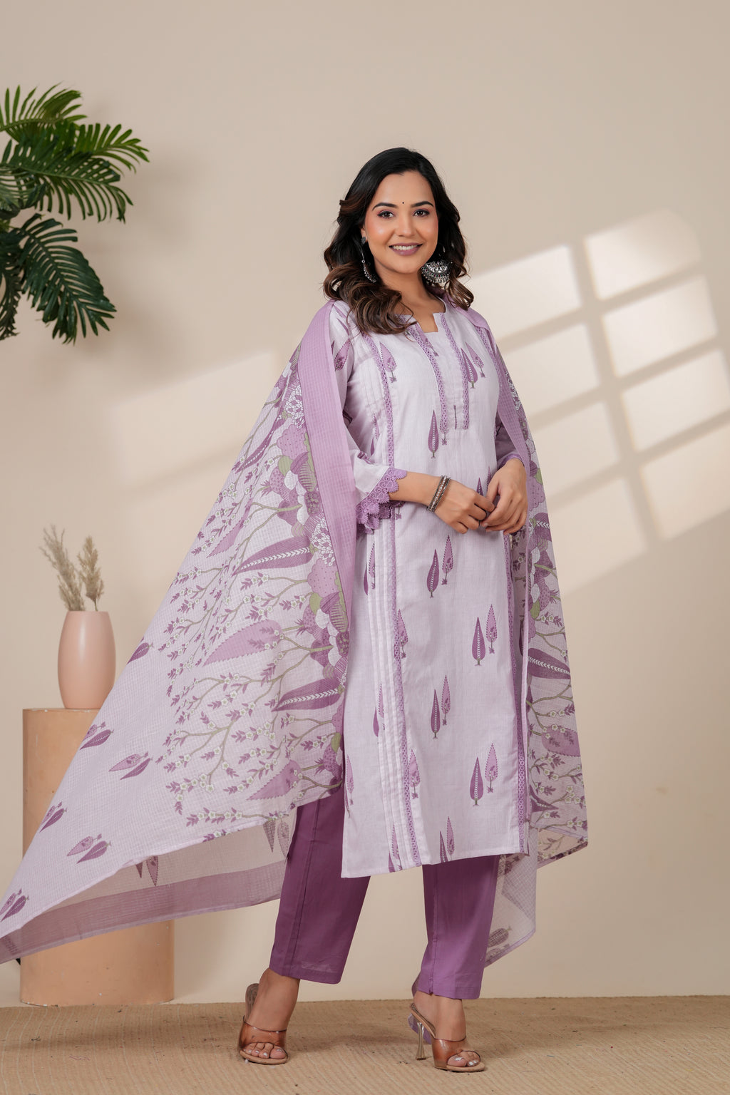 Elegant Lavender Printed Kurta with Pants & Floral Dupatta Set