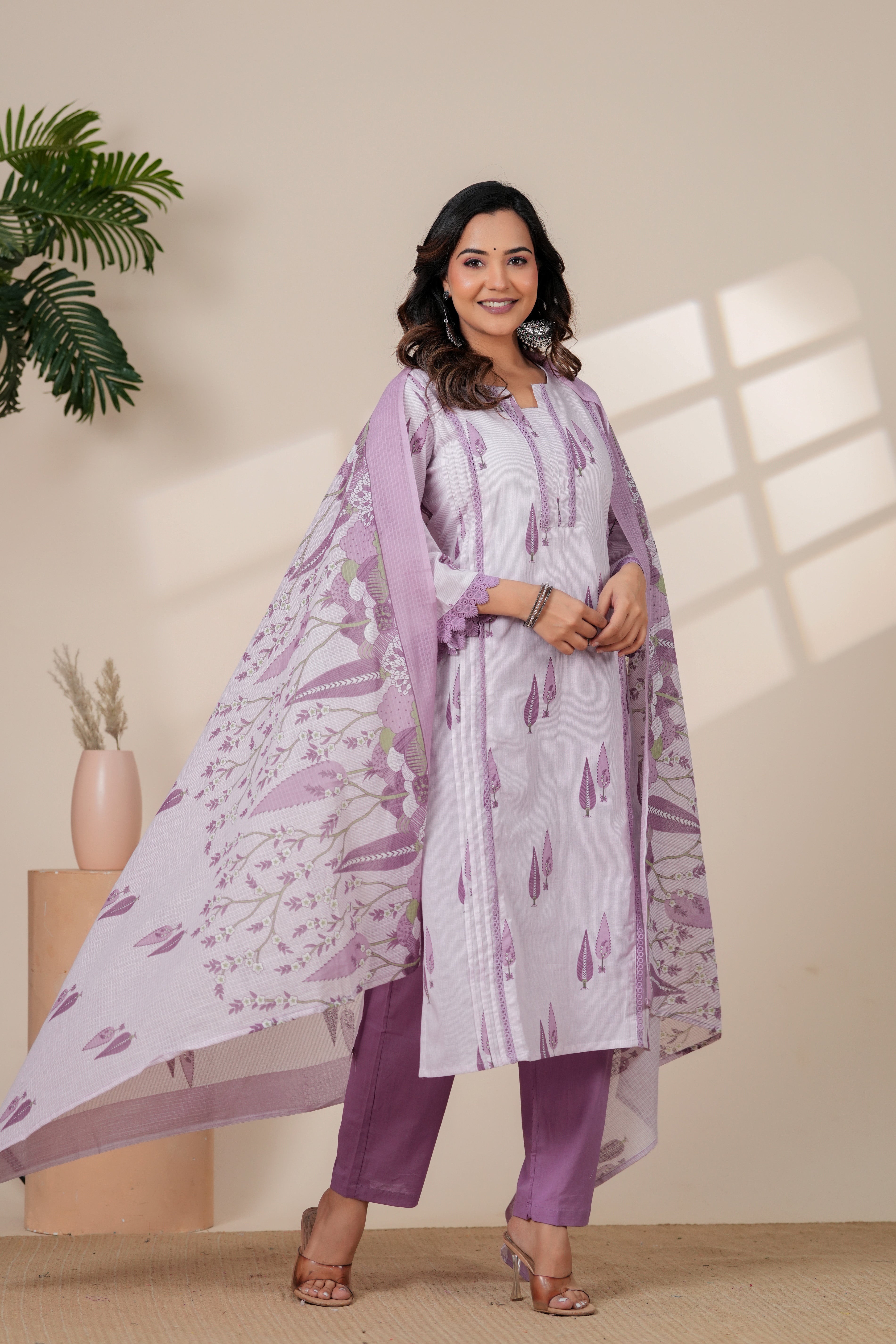 Elegant Lavender Printed Kurta with Pants & Floral Dupatta Set